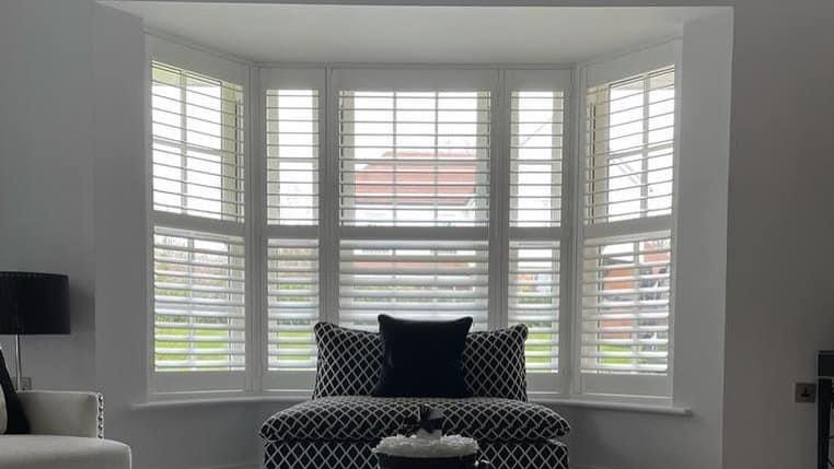 bay window shutters