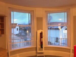 Wood Blinds with Tapes