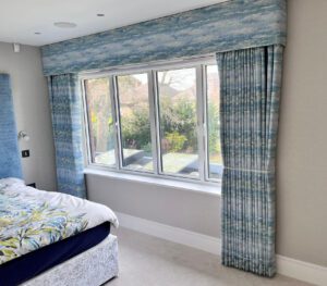 Curtains with Pelmet Barnet EN5